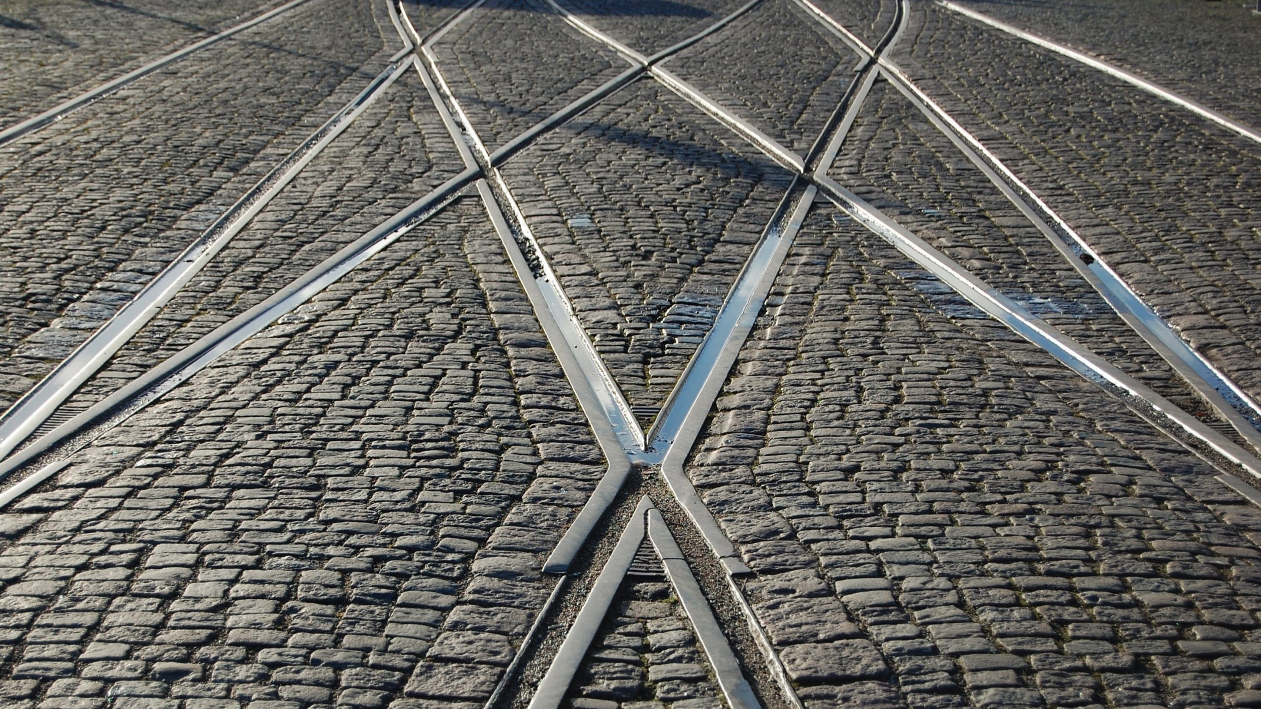 Picture of tram lines as Melbourne, showing the ground that shook during the earthquake in Melbourne