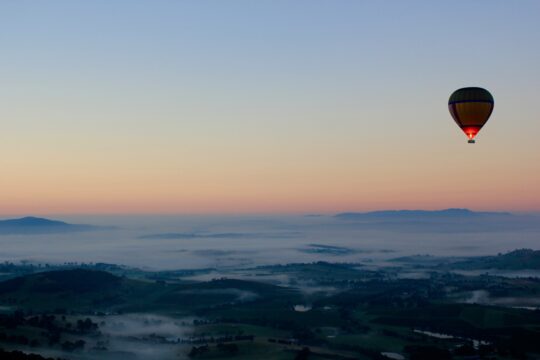 Picture of a hot air balloon ride in Yarra Valley for Mother's Day in Melbourne