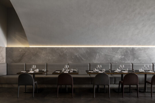 Picture of the Marriott Melbourne Bakery Hill whisky dinner, showing tables and chairs and dim lighting